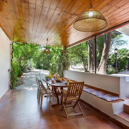 Dom wakacyjny Cozy In With Wifi