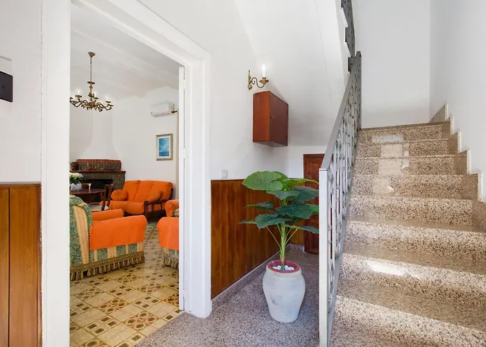 Casa de Férias Cozy In With Wifi Saline Joniche